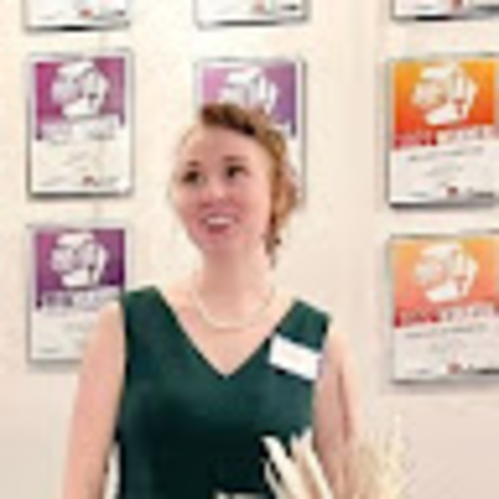 Meet your Posher, Emma